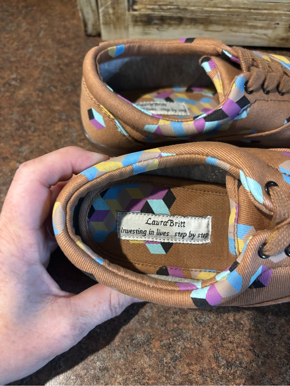 Laura Britt Brown Canvas Sneakers with Colorful Geometric Print - Picture 4 of 6